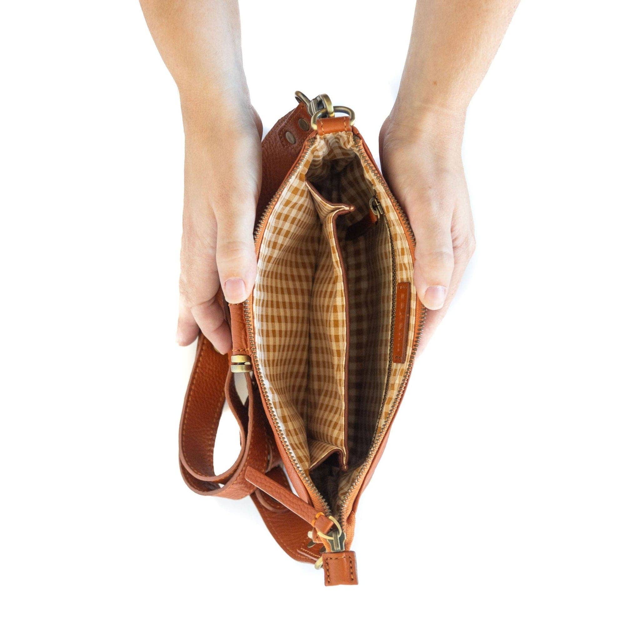 Sapahn - Wholesale Crossbody Bag - Women's - AE Crossbody Wristlet Wallet167