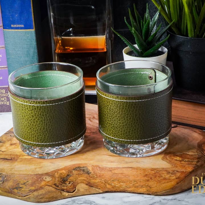 Coffret cadeau en verre à whisky Rocks en cuir italien - Cuir olive pour la vente par Duke and Edison