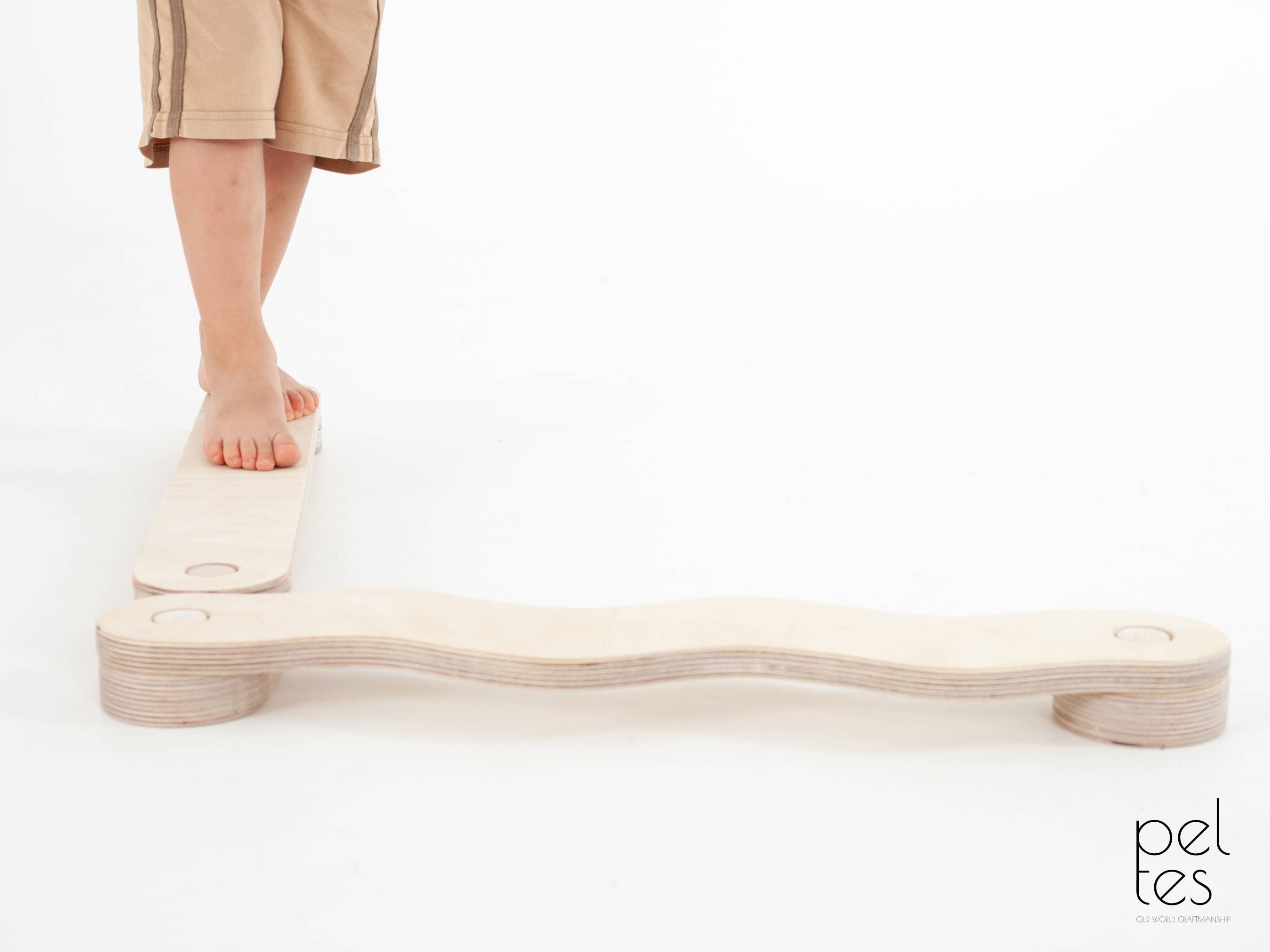 HappyMoon - Wholesale Wood Toy - Kids - PELTES® balance beams, Montessori Toy, Balance Board1