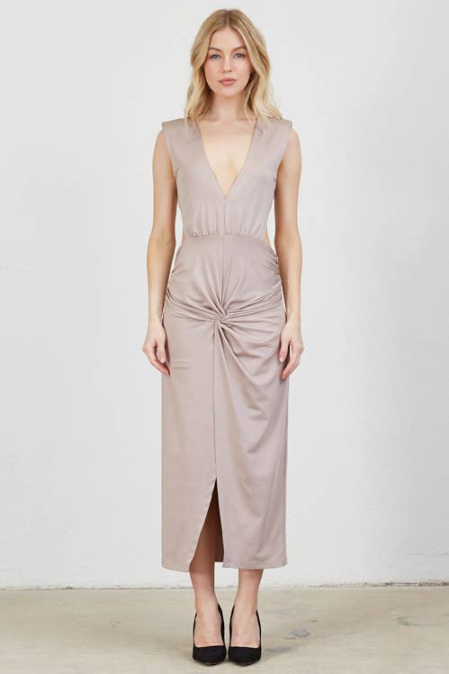 Vestis M - Venta al por mayor Vestido - Mujer - Vestido midi con escote pronunciado y espalda abierta con giro escultórico - Negro6