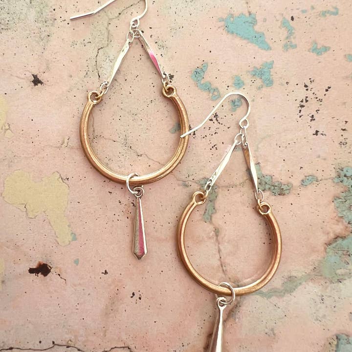 Moderne Metall-Ohrringe für den Großhandel von LilyGirl Jewelry