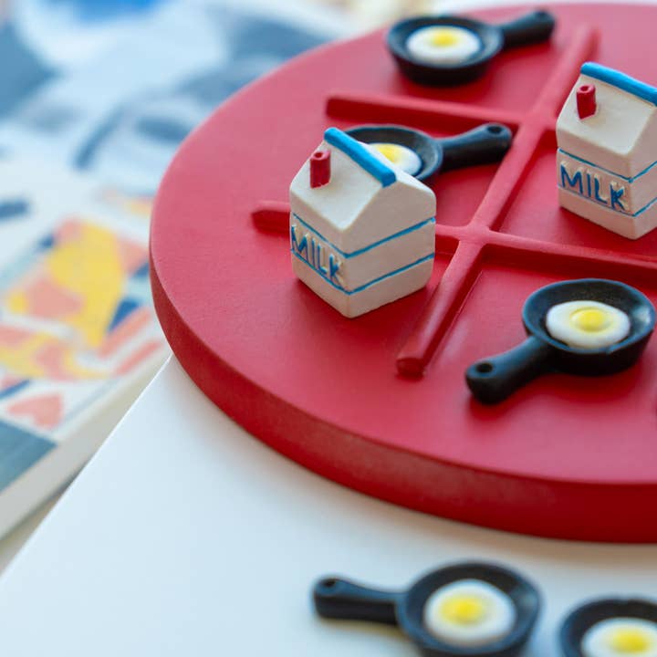 Helio Ferretti Tic Tac Toe Game Breakfast Table for wholesale by Oli Olsen