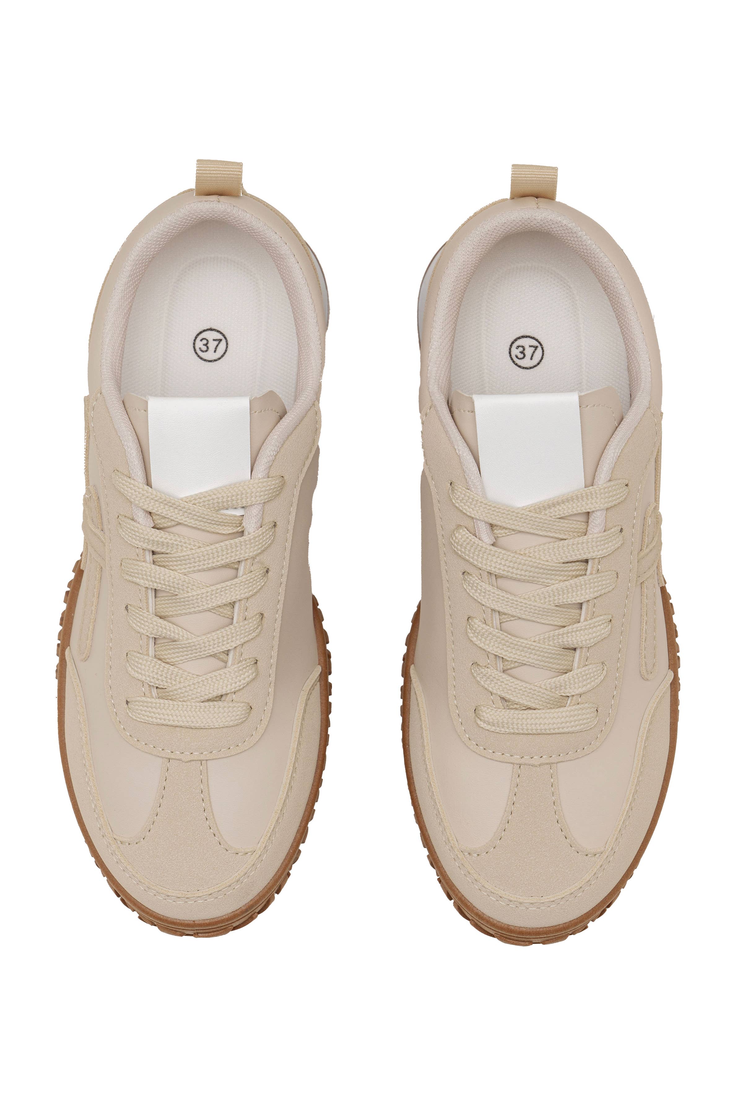 C'M PARIS - Wholesale Lifestyle Sneakers - Women's - Retro Sneakers with Mesh Insert and Gum Sole 652818