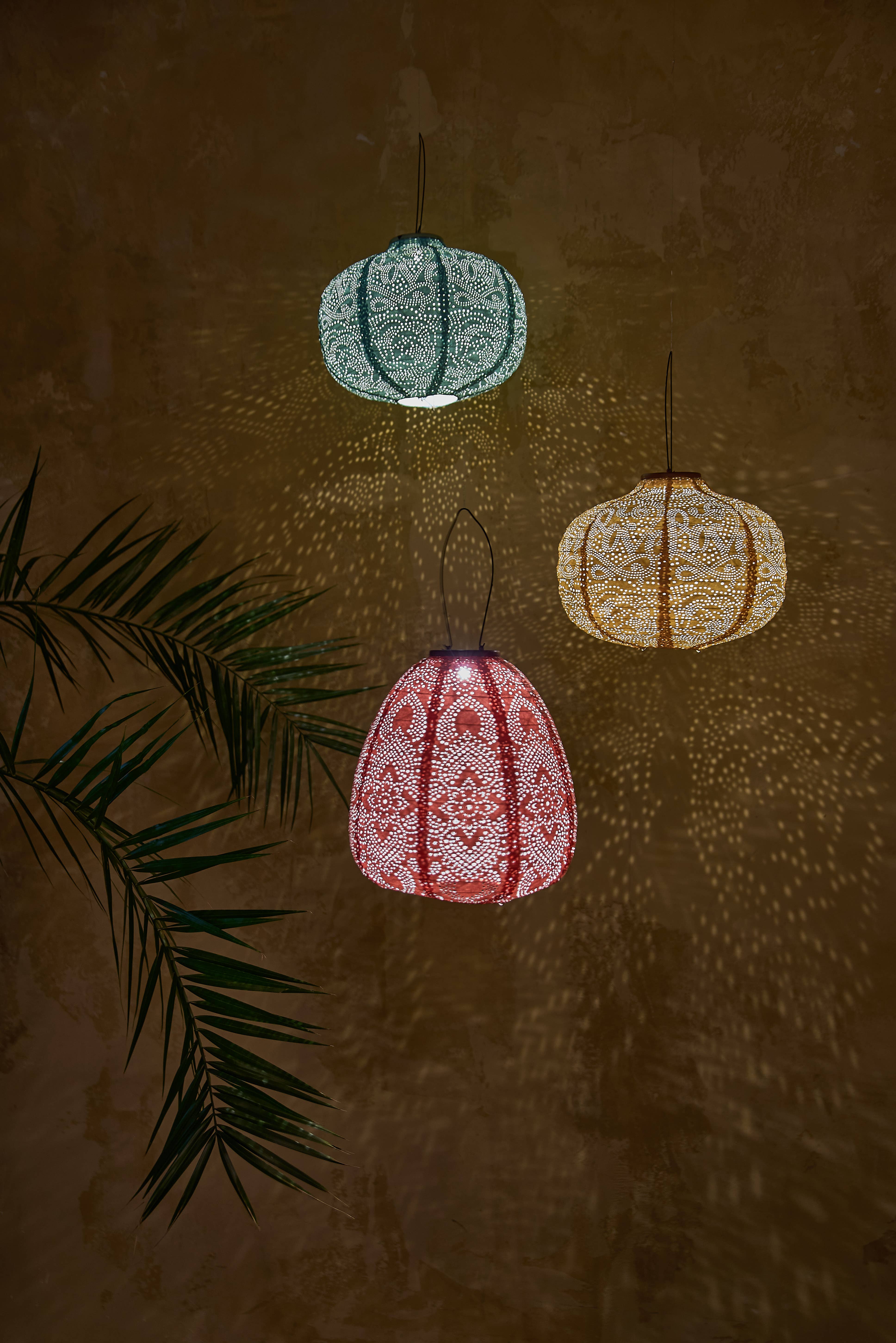 Lumina Of London AU - Wholesale Outdoor/Lawn Light - Outdoor LED Solar Lanterns