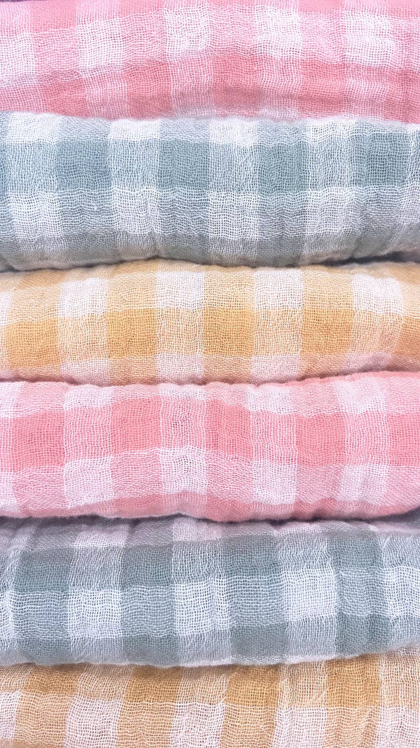 CHARMY - Wholesale Dinner & Cloth Napkin - Set of 6 pastel gingham fabric cocktail napkins made in France1