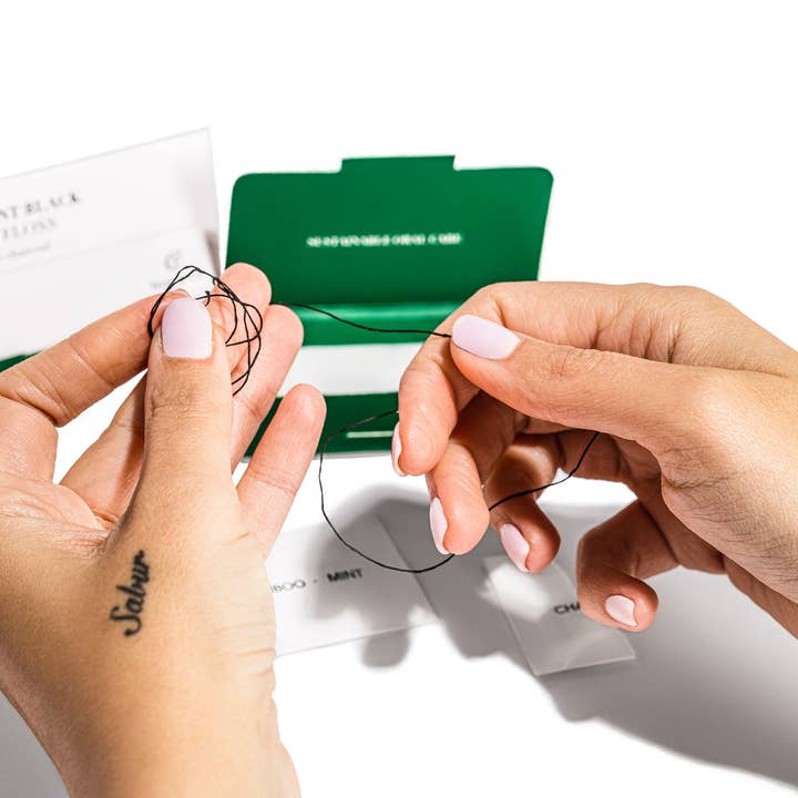 Terra & Co. - Wholesale Floss - Single-Use Dental Floss1