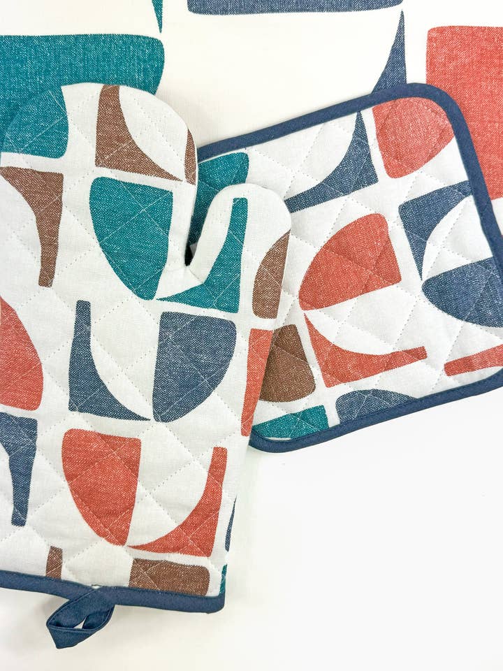 Oven Mitt Set for wholesale by Gyal Bashy