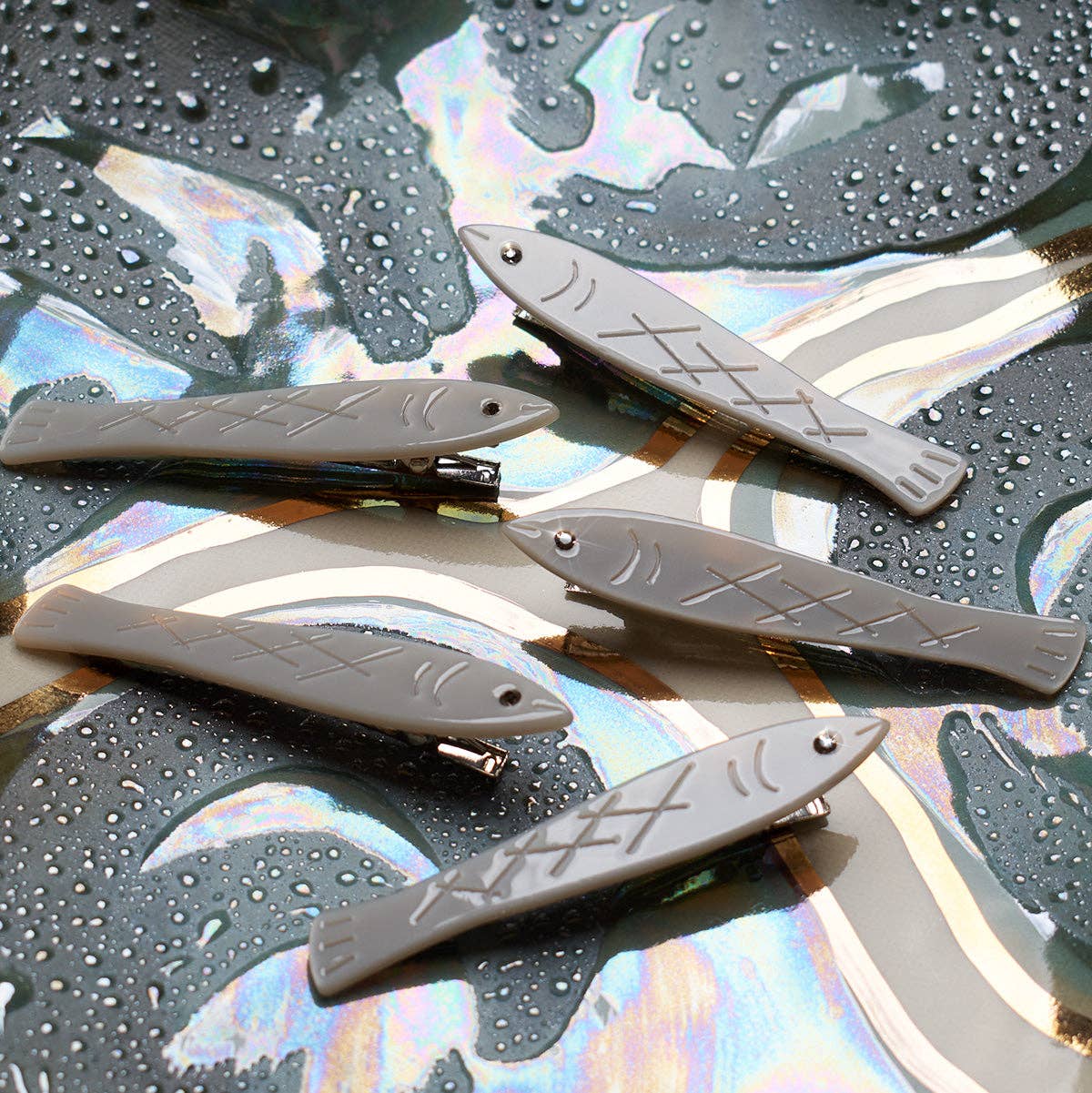 WINONA IRENE - Wholesale Hair Accessories Set - Women's - Sardine Fish Hair Clip Set in Silver Acetate with Rhinestone5