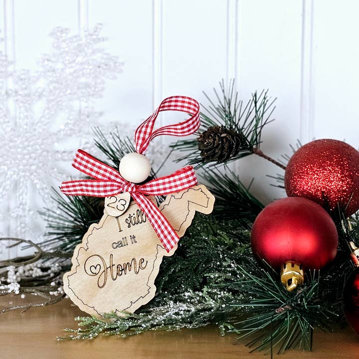 Cul de Sac Critters - Wholesale Ornament - '25 West Virginia Souvenir Home ornament - Year Around Sales