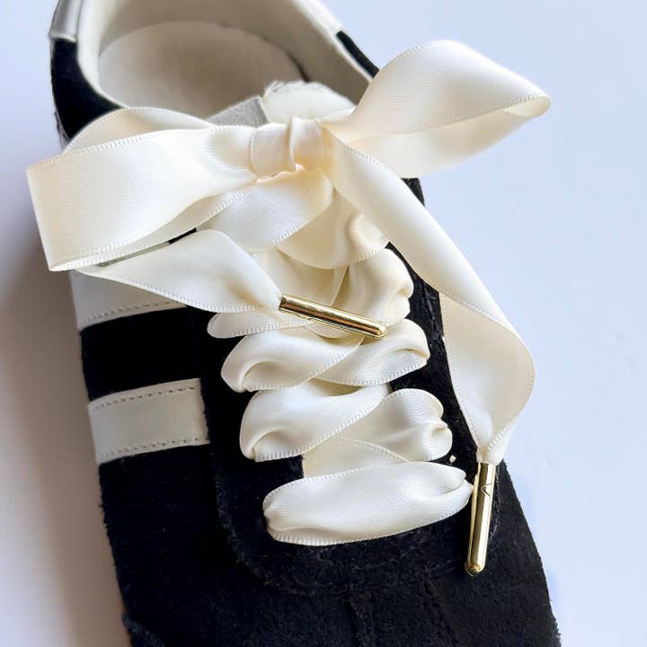 Leo & Lee Studio - Wholesale Shoelaces - Women's - Satin Sneaker Laces with Gold Aglets – Luxe Shoe Accessory6