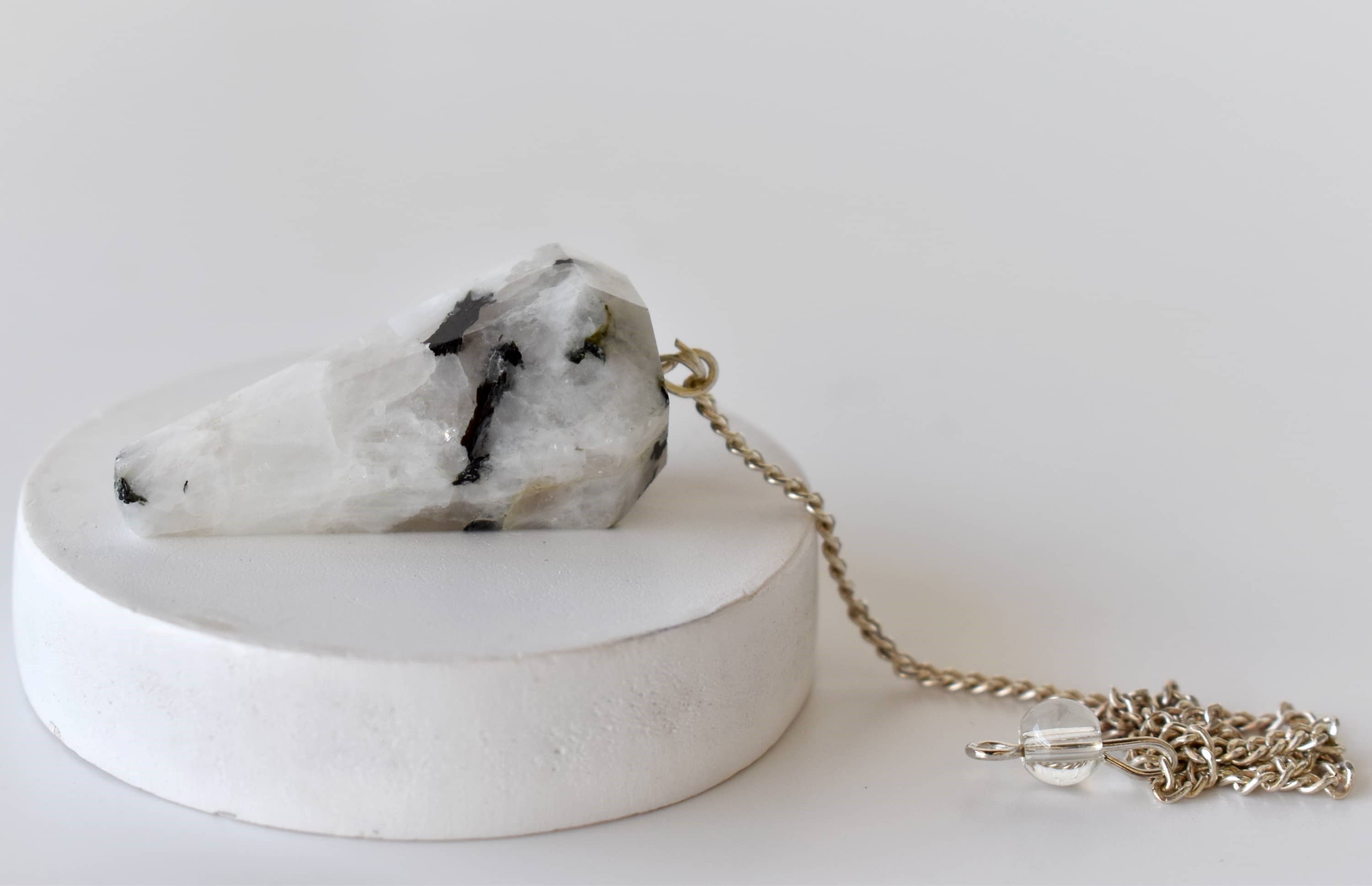 Soothing Crystals - Wholesale Spiritual Stone/Crystal - Dowsing Pendulum |Rainbow Moonstone Faceted Crystal Pendulum2