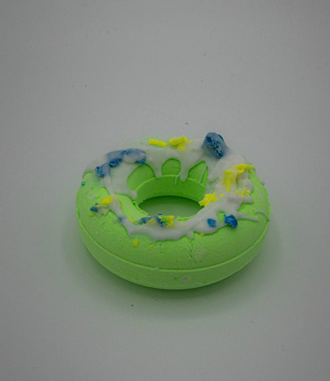 Sassy Bubbles – wholesale Badbomb/fizz – Donut Bath Bomb för barn. Kakaosmör Strössel, Mjuk hud1