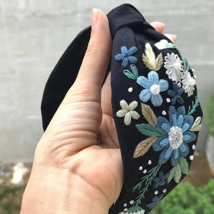 Quince Fables - Wholesale Fashion Headband - Women's - Floral Embroidered Linen Knot Turban, Camilia Collection
