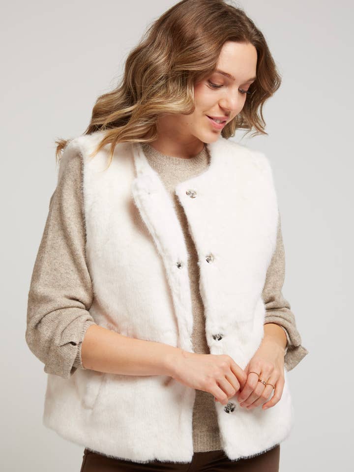 ENORA2 - Sleeveless faux fur vest for wholesale by Andy & Lucy