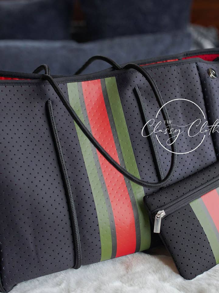 Borsa da spiaggia in neoprene - Nero con striscia centrale rossa e verde RTS per la vendita all'ingrosso da parte di The Classy Cloth WS