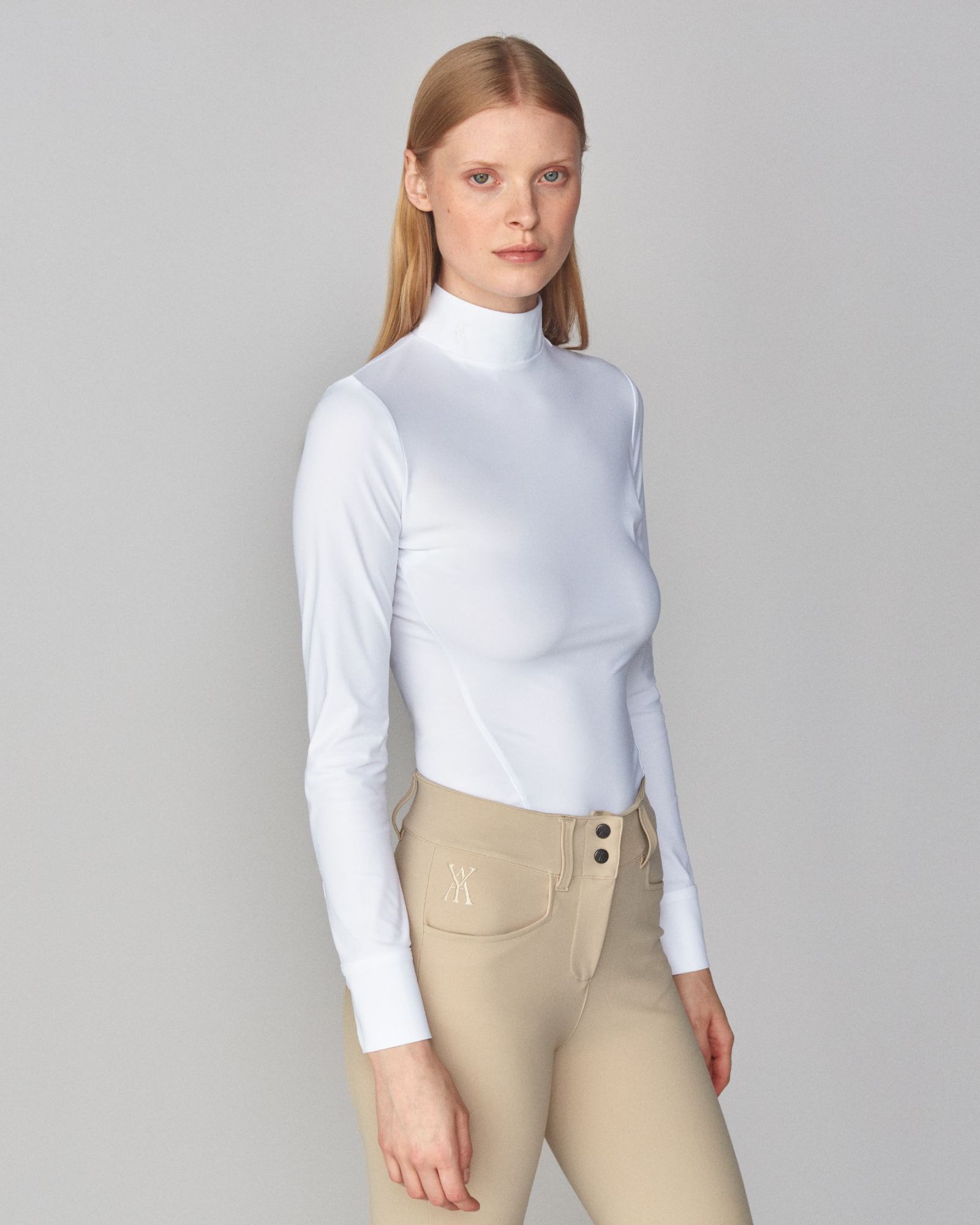 Timeless Show Shirt Solid White for wholesale on Faire4