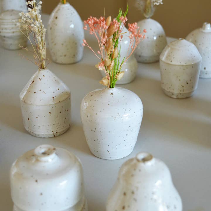 Karolina Bednorz Ceramics - Wholesale Vase - NUDE Ceramic Decorative MAXI Table Vase&Floral composition1