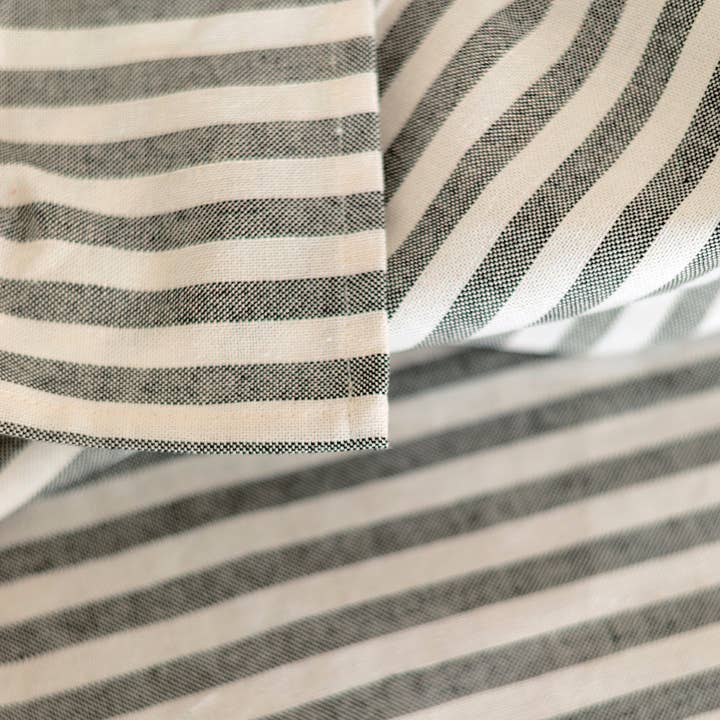 Happyfriday - Wholesale Tablecloth - Horizon Black Coat2