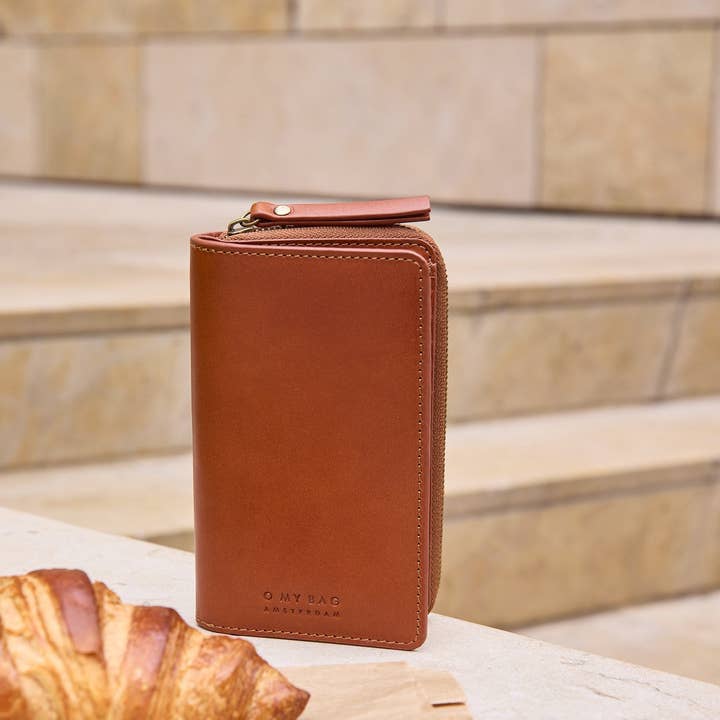 O My Bag - Wholesale Wallet - Women's - Jett Wallet - Cognac Classic Leather3