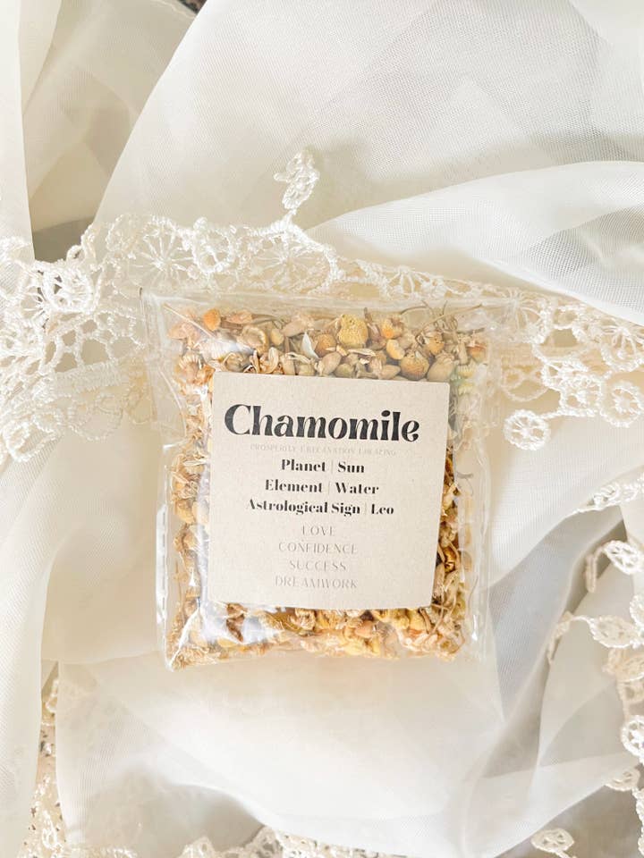 Chamomile for wholesale by Nizhoni Diosa Spirit