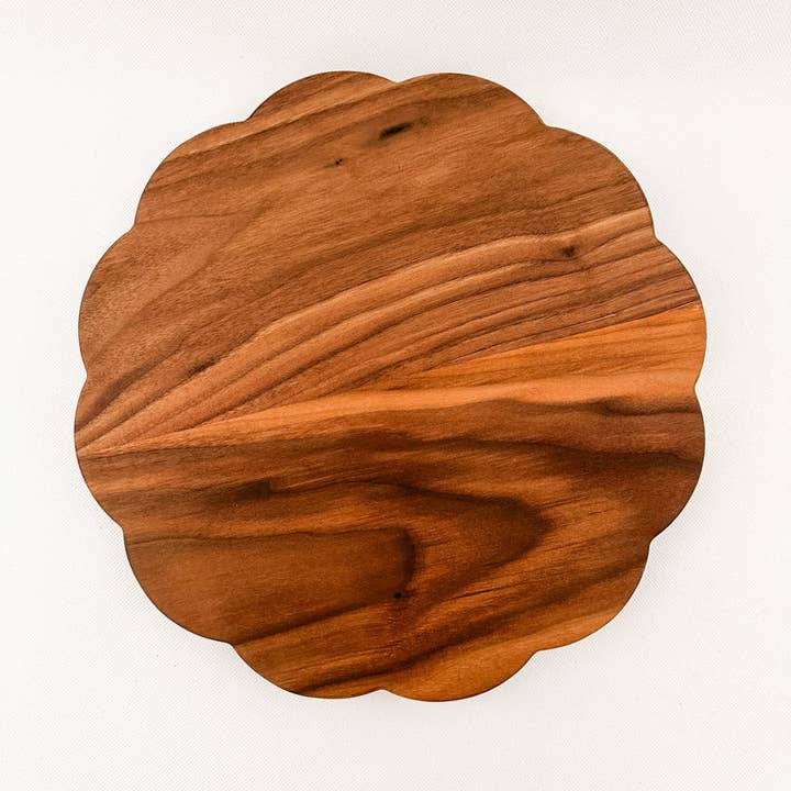 High crafty - Wholesale Cheese Board - Round Scalloped Walnut Board – Handcrafted Wooden Serving & 2