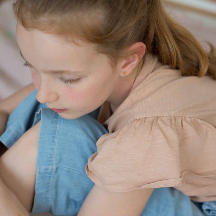 Adorabili - Wholesale Stud/Post Earrings - Daisies6