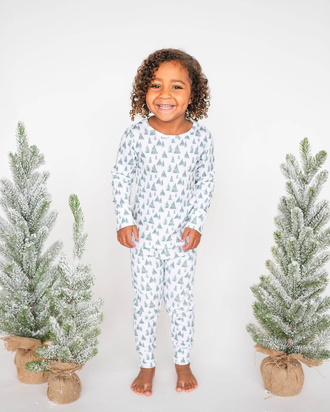 Gaia Baby Goods - Vendita all'ingrosso Pigiamino - Neonati - Pigiama per bambino in cotone organico con alberi di Natale1
