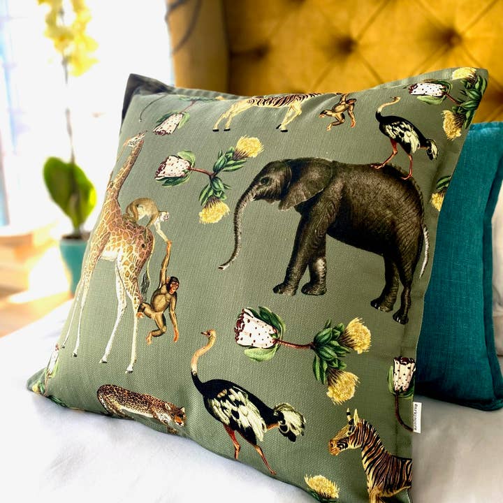 MENAGERIE - Fodera per cuscino di design in RPET dall'Africa per la vendita all'ingrosso da parte di Mzansi Trading GmbH