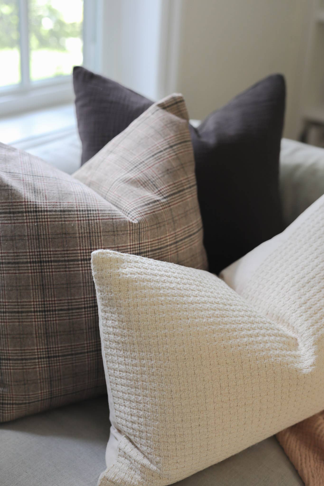 Rug & Weave - Wholesale Throw/Decorative Pillow - MALCOLM Pillow9