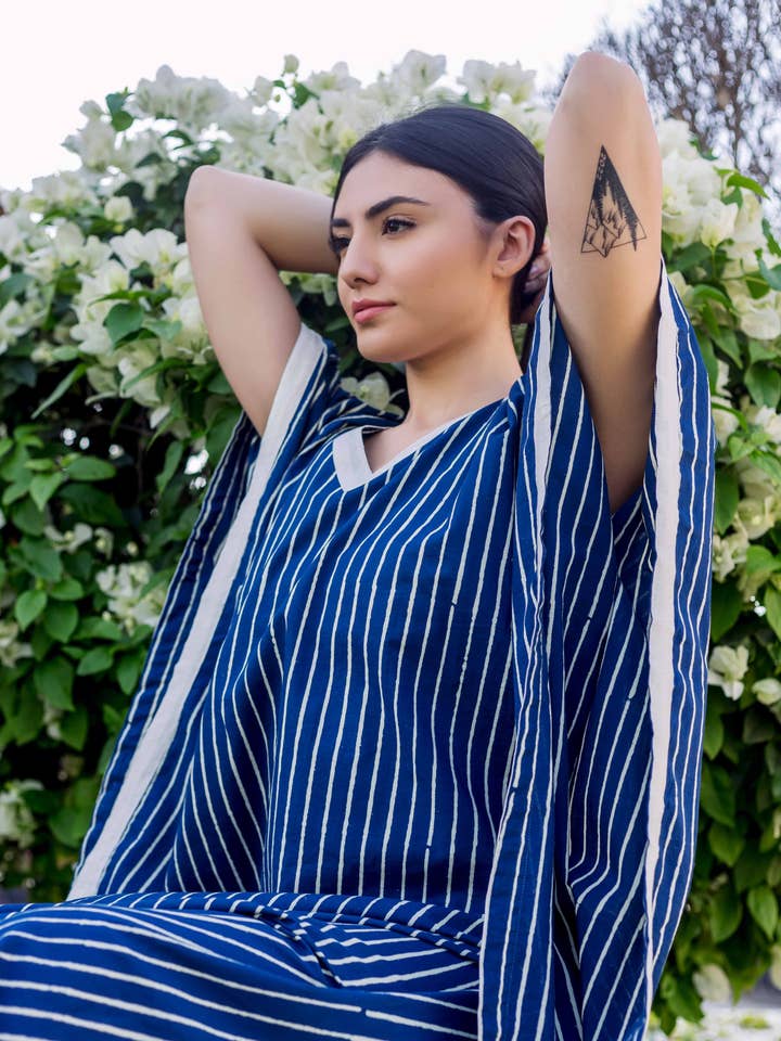 Indigo Skyline Kaftan för wholesale av Offtheory