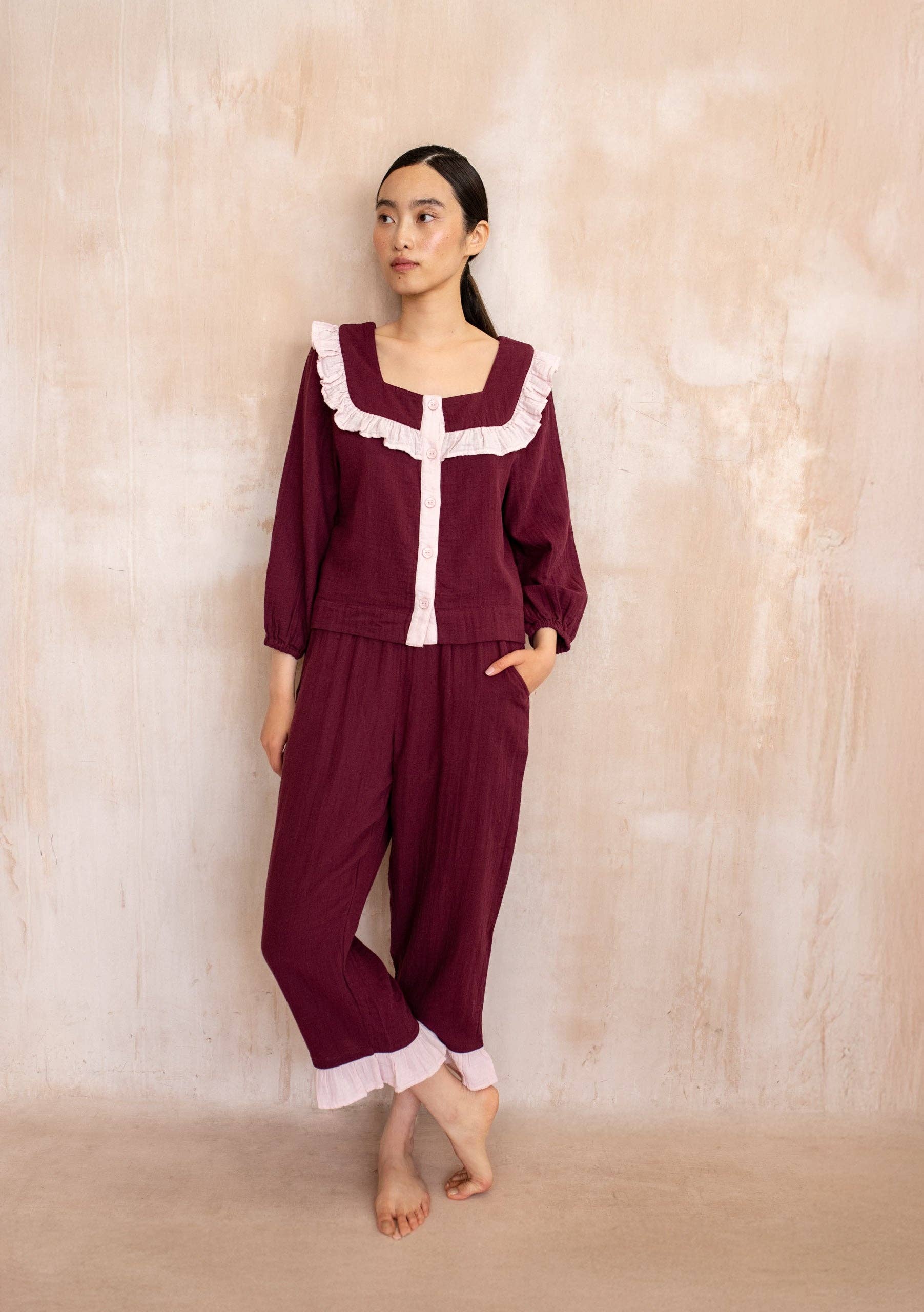 TBCo – wholesale Sleepwear set – Women's – Cropped Cotton Pyjamas in Burgundy Ruffle0