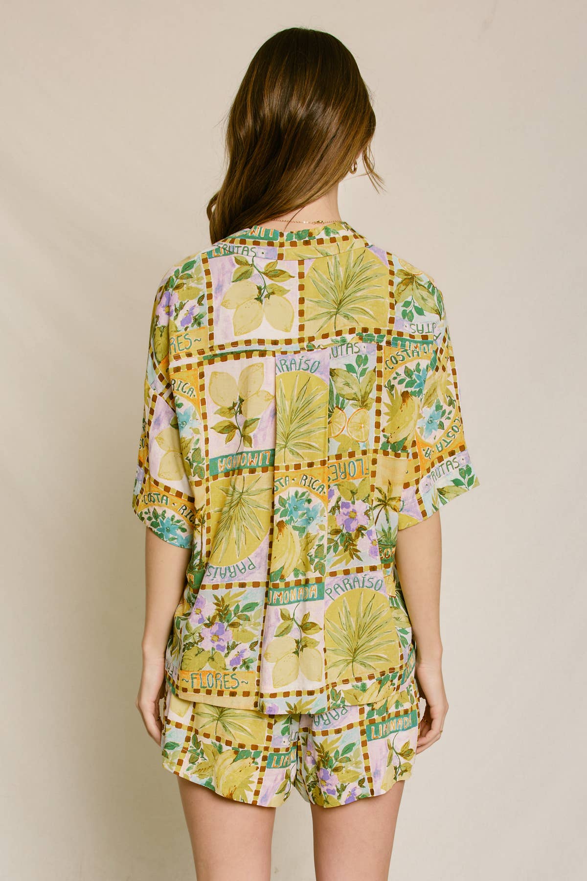 TROPISCHE ZON Isla Palma Ontspannen Shirt En Korte Broek Set (1) voor groothandel op Faire2