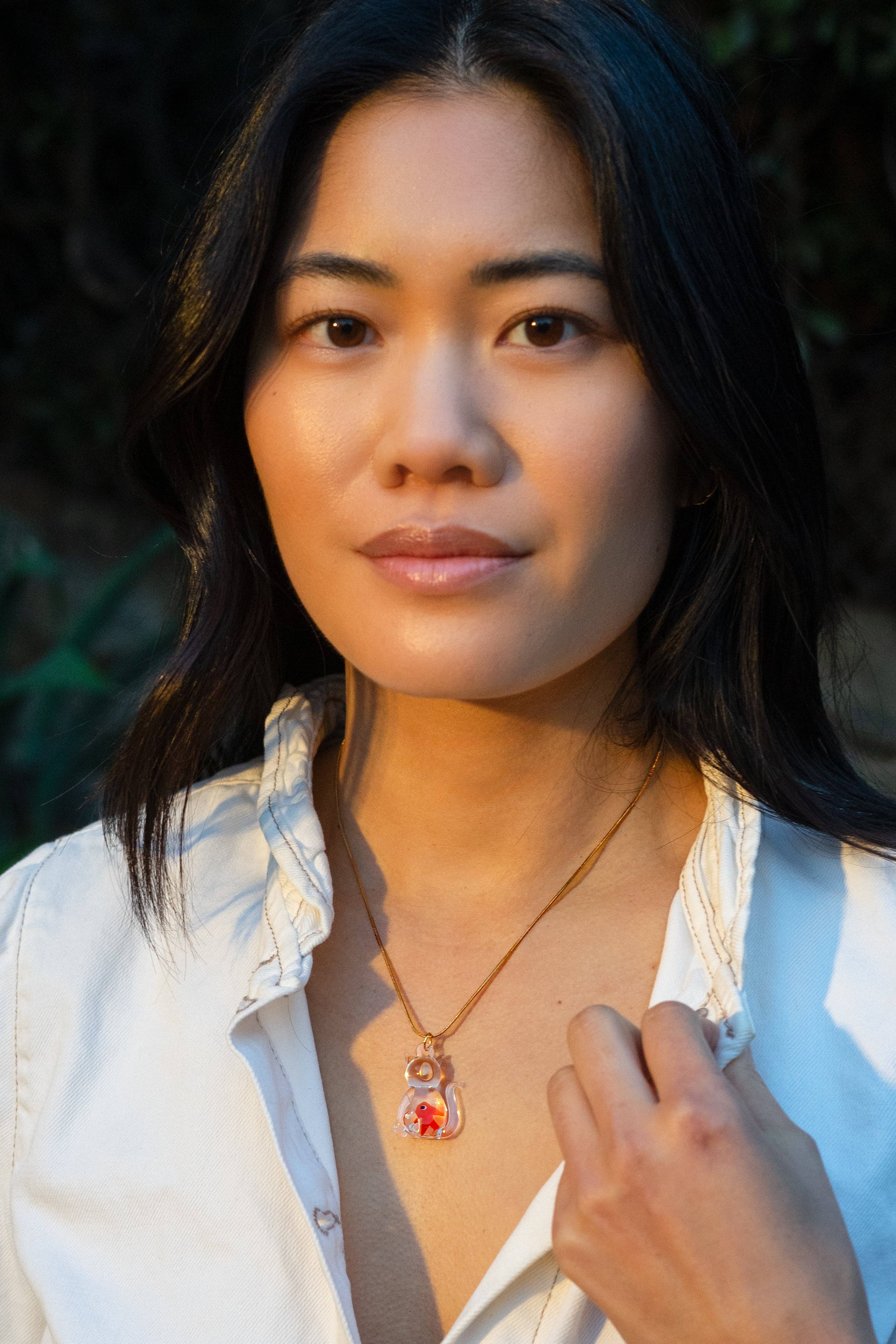 Peter and June - Vendita all'ingrosso Collana con ciondolo/pendaglio - Collana Catfish - Gatto in Vetro Fatto a Mano + Placcato in Oro 18K1