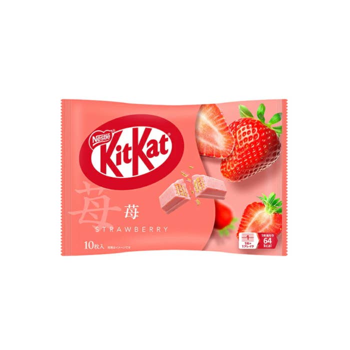 Fizz and Sweets Wholesale - Wholesale Chocolate Bar - Exotic Japanese Kit-Kat Strawberry