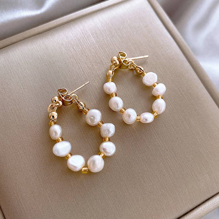 Gold Freshwater Pearl Bead Hoop Earrings E6462 for wholesale on Faire2