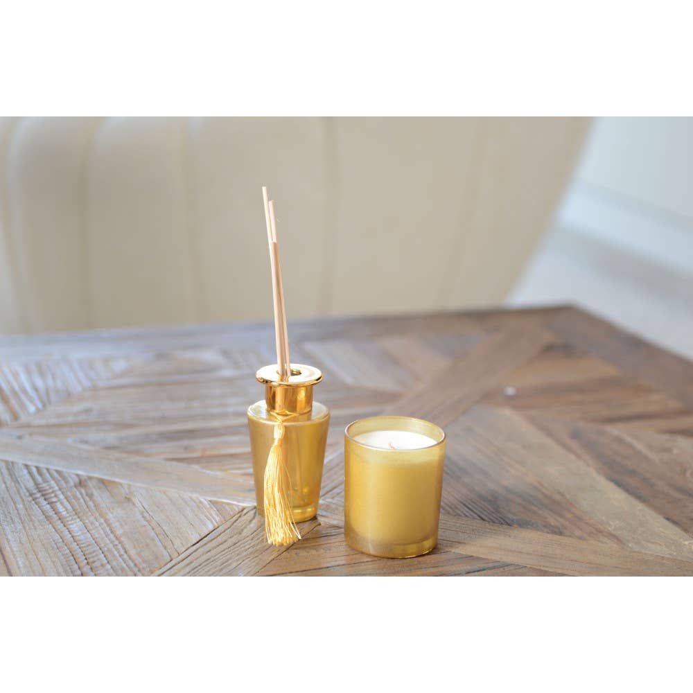AULICA - Wholesale Jar/Filled Candle - Golden vanilla-scented candle 7x7x8cm1