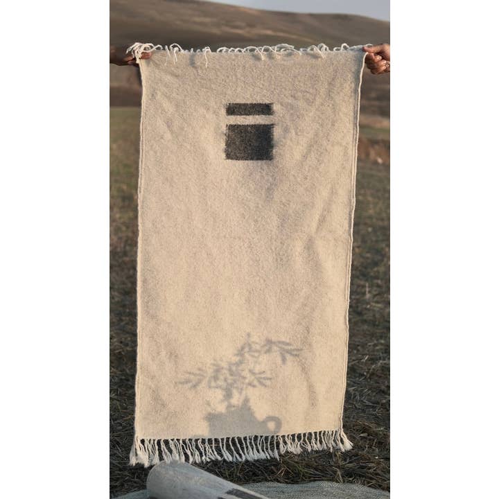 TŪNIQ - Wholesale Area Rug - The Dawn Rug1