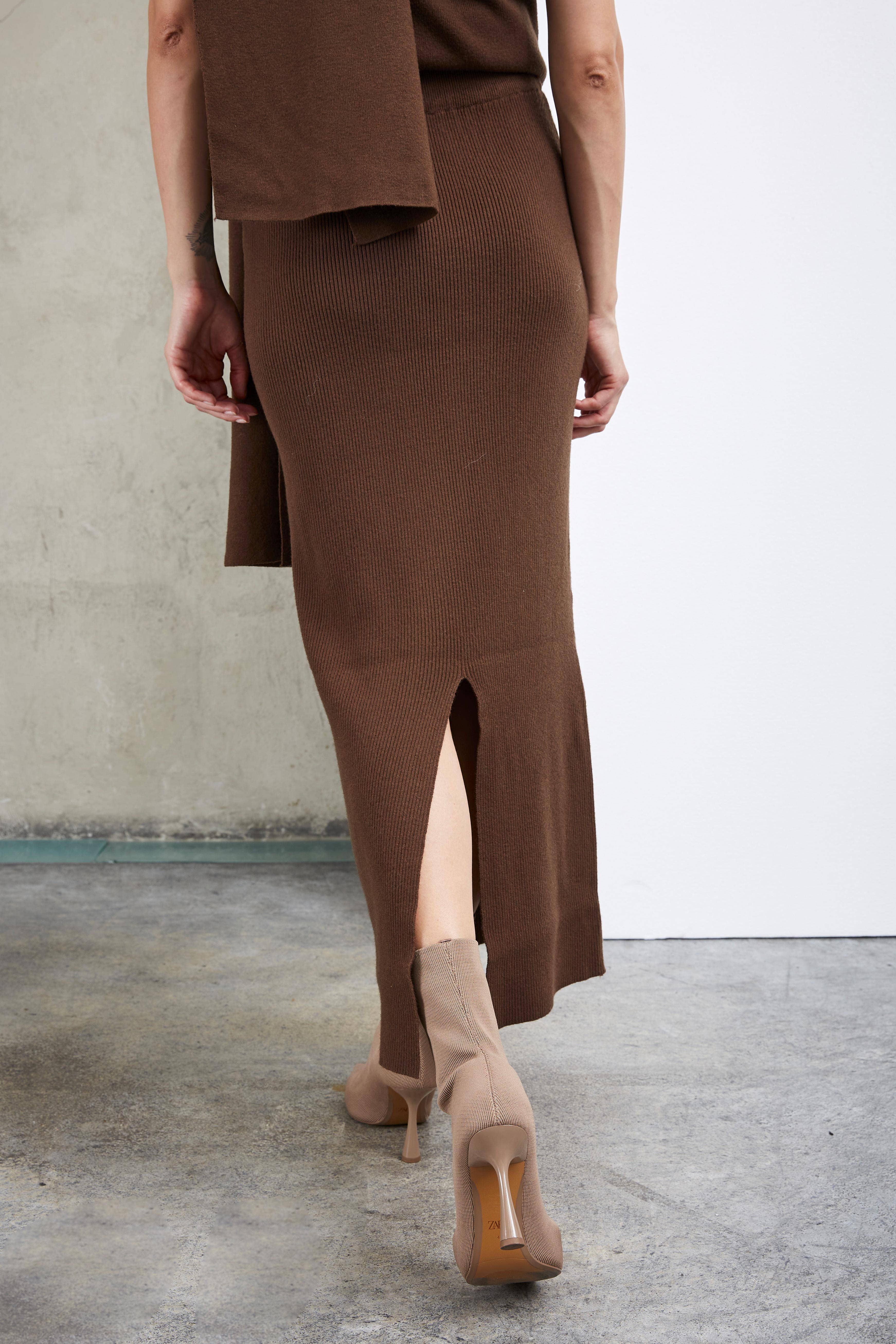 ELLI WHITE – Saia - Mulher por atacado – Saia longa de malha fina grossa2