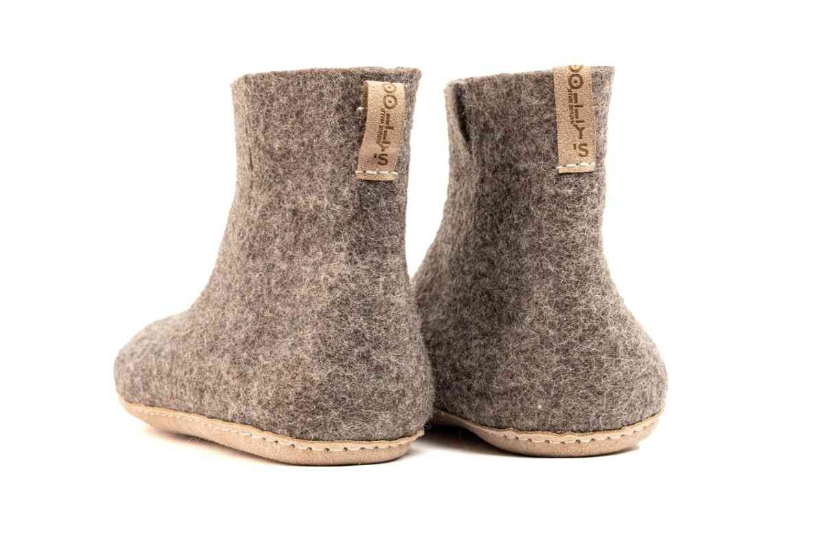 Woollyes Inc – wholesale Stövlar - Unisex – Inomhusstövlar med lädersula - Natural Brown7