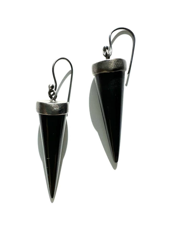 Black Onyx cone shaped earrings in Black Rhodium for wholesale by Erik & Mike
