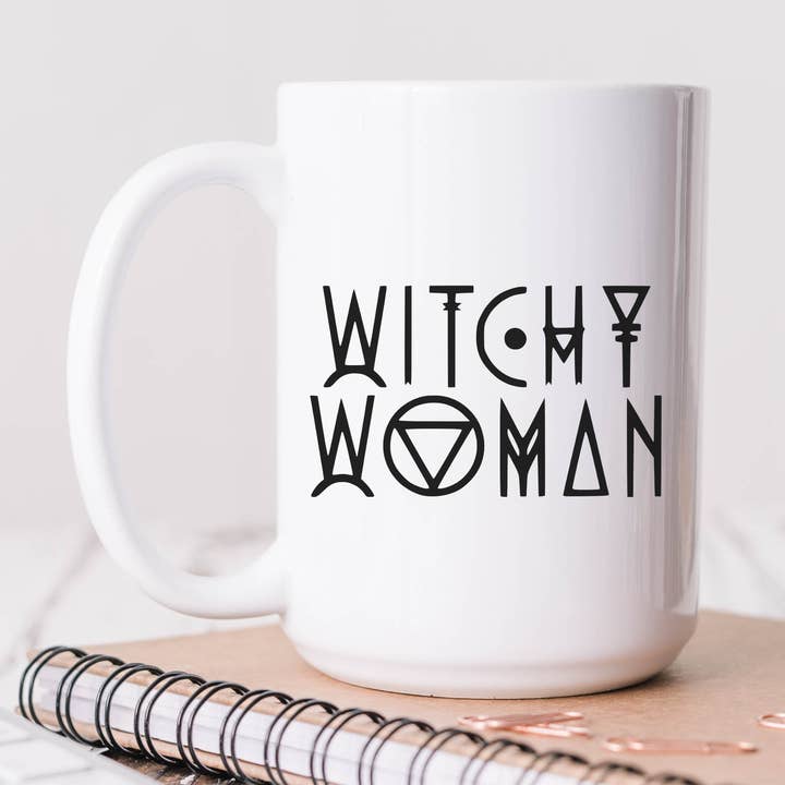 Mug Femme Sorcière Cadeau Céleste pour Amatrice de Café pour la vente par Cataleya Designs Studio LLC