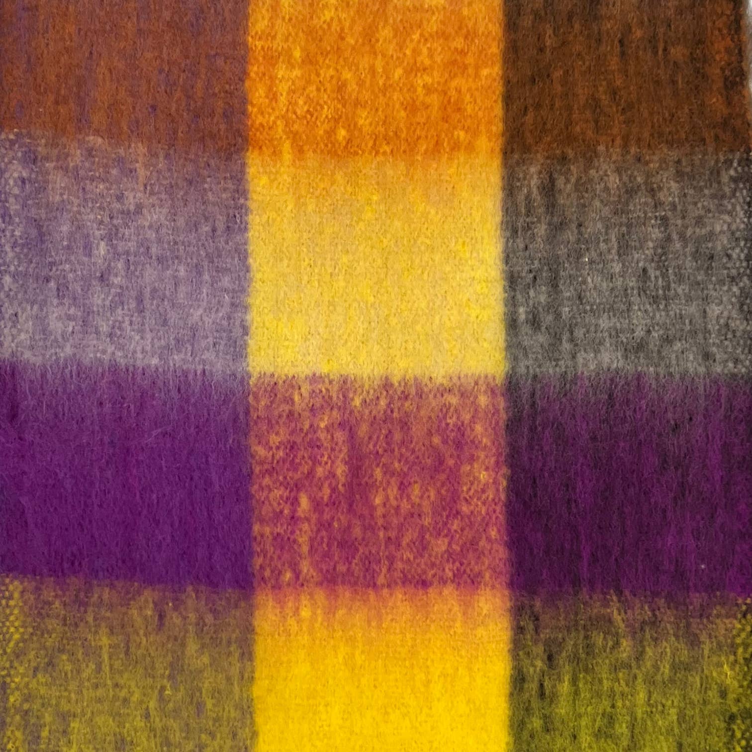 London Scarves - Vendita all'ingrosso Sciarpa - Donna - Sciarpa in morbido tessuto a quadri, 16 colori, rifinita con nappine34