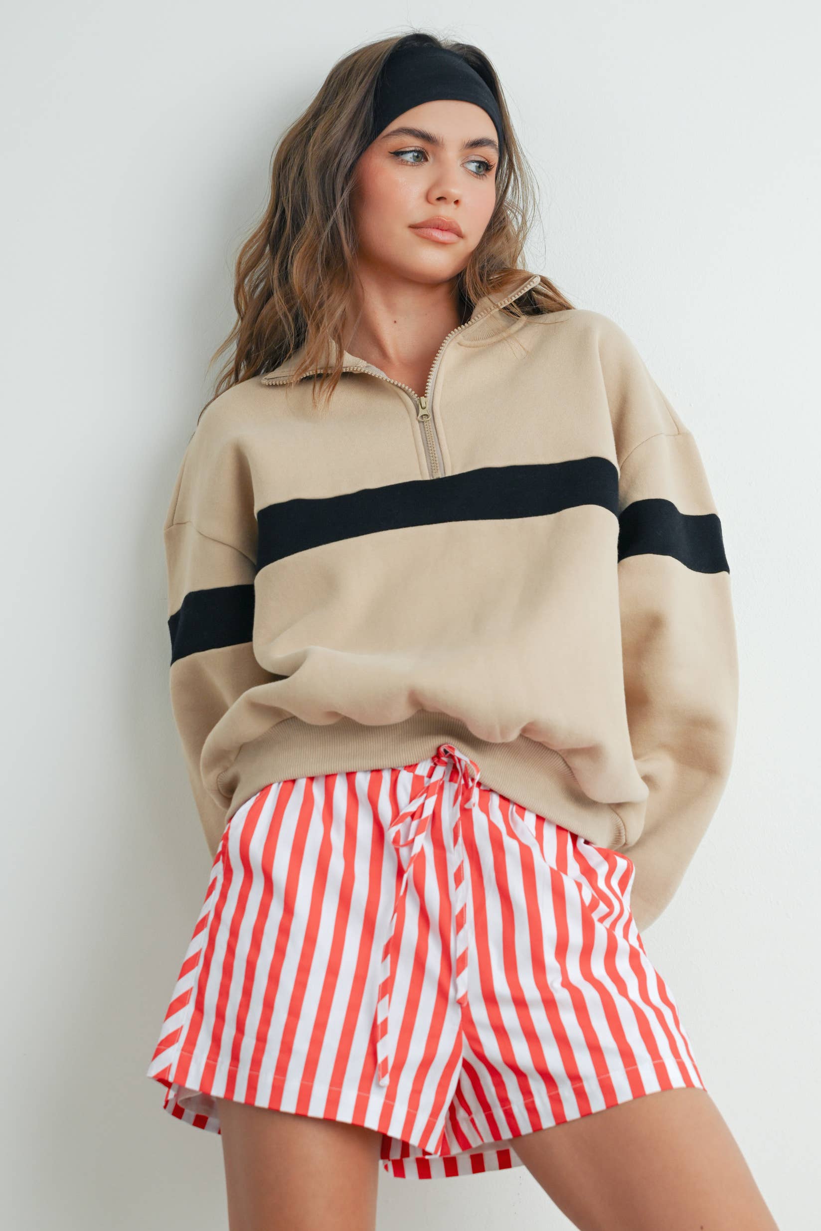 BUTTERMELON - Wholesale Sweatshirt - Women's - Two-Toned Half Zip Collar Sweatshirt - BMT753570