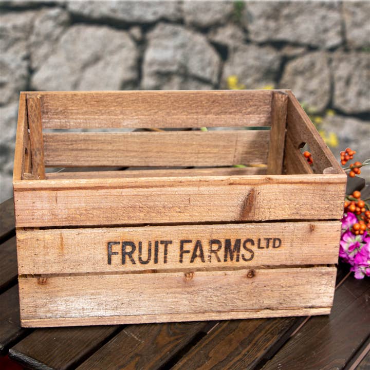 wooden box. Size L With print. In Shabby- Chick for wholesale by Antikas