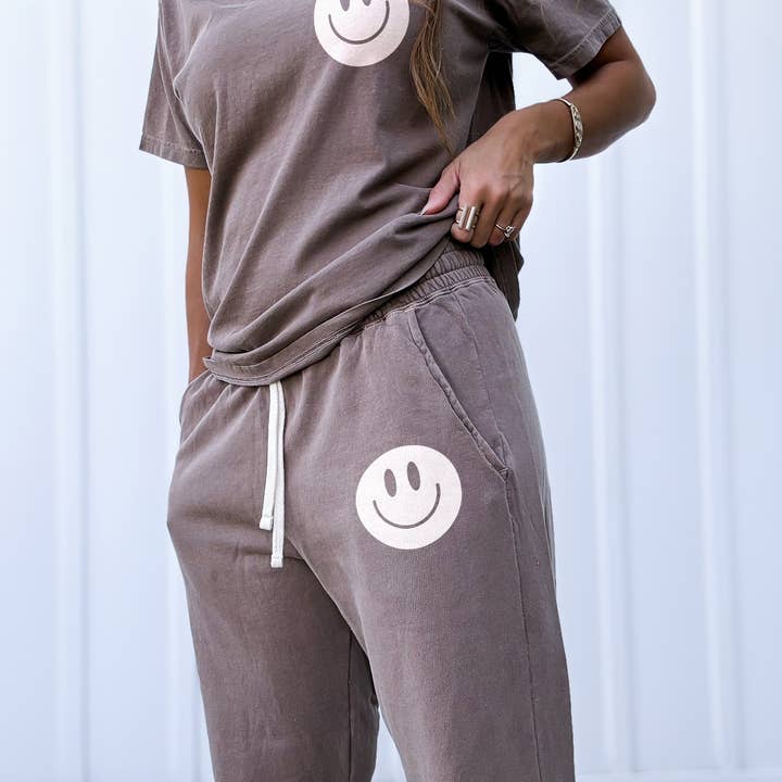 Alley & Rae - Vente Pantalon d'intérieur/de jogging – femme - Pantalon de survêtement léger en polaire à motif visage souriant
