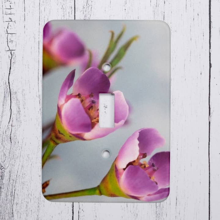 Plaque d'interrupteur Wax Flower pour la vente par Wyldeflower Studio