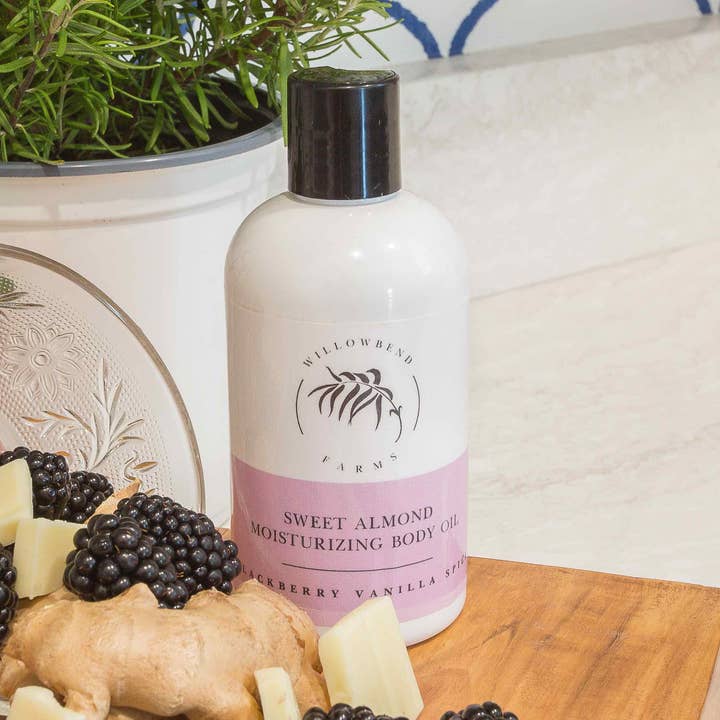 Huile de bain/corps luxueuse pour la vente par WillowBend Curated