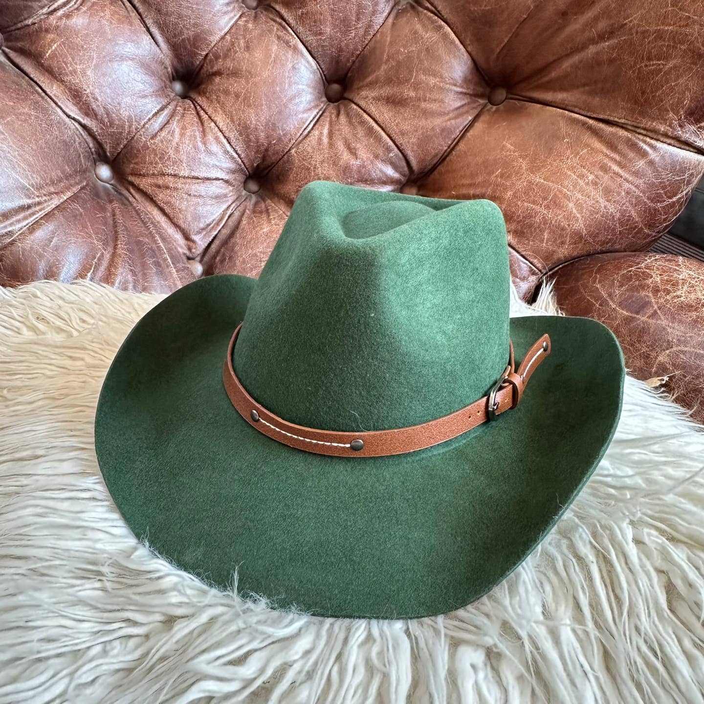 Bella Betty - Wholesale Cowboy Hat - Women's - Premium cowboy hat  Australian wool With Leather Belt 13