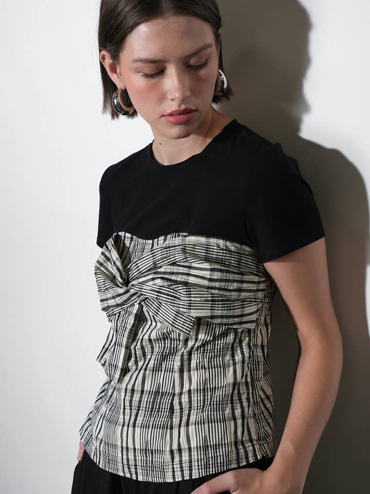 Nadia Top de Punto con Nudo Frontal para venta al por mayor de Greylin