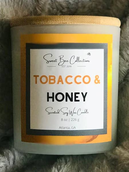 Tobak & honung doftande soja ljus för wholesale av Sweet Bee Collections